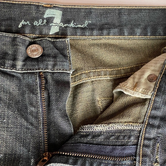 7 FOR ALL MANKIND MEDIUM WASH DISTRESSED BOOTCUT SZ 32 - Picture 5 of 10